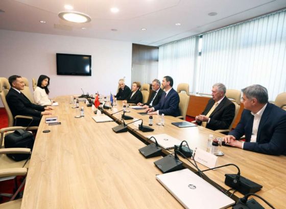 Članovi Zajedničkog kolegija oba doma PSBIH primili u oproštajnu posjetu ambasadora Kine u BiH