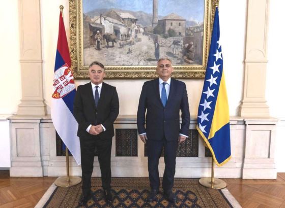 Komšić primio akreditive novoimenovanog ambasadora Srbije u BiH