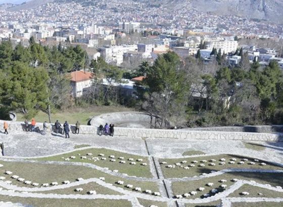 UABNOR MOSTAR o zabrani šetnje do Partizanskog spomen groblja: DVOSTRUKI ARŠINI POLICIJE-DRUGI MOGU, MI NE!