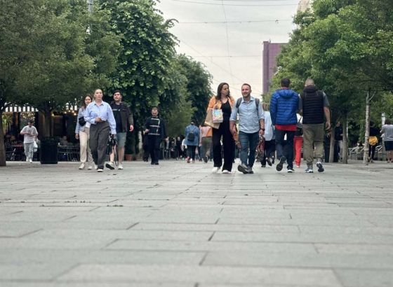 Sjeverna Mitrovica: Kosovski Srbi prosvjeduju zbog odluke o ukidanju dinara