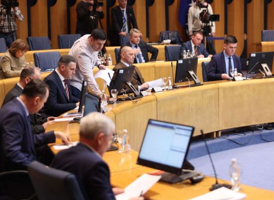 Delegati Doma naroda PSBiH usvojili Zakon o sprječavanju pranju novca