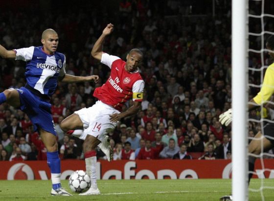 Porto šokirao Arsenal golom u dubokoj nadoknadi