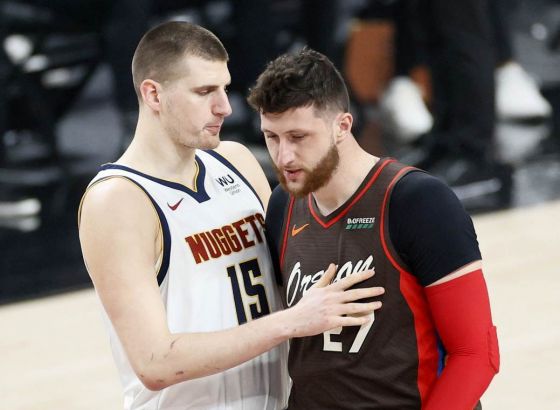 Sunsi srušili prvake usred Denvera, Nurkić prvi skakač i asistent Phoenixa
