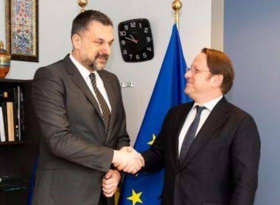 Konaković nakon sastanka s Varhelyijem: U Bruxellesu ne kriju zadovoljstvo dosad učinjenim i traže da proces dovedemo do kraja
