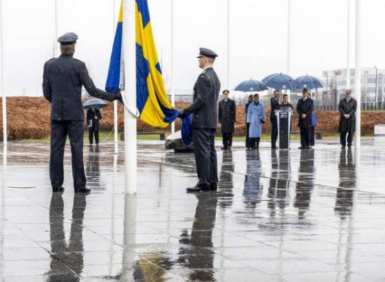 Zastava Švedske podignuta u sjedištu NATO-a