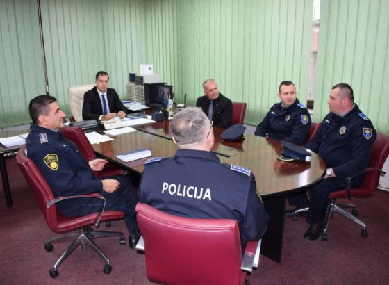 Vračo i Gazić upriličili prijem za dvojicu hrabrih zeničkih policajaca