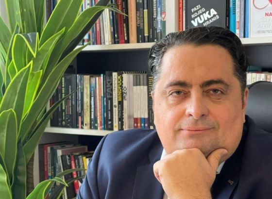 AP: Kenan Crnkić nominiran za prestižnu međunarodnu književnu nagradu Eric Hoffer