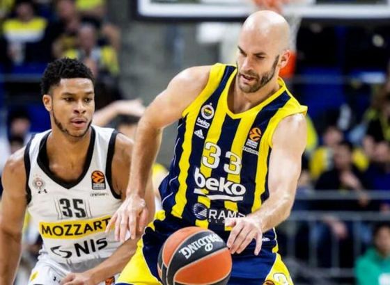 Nik Kalates preuzeo rekord Dijamantidisu u pobjedi Fenera nad Barsom