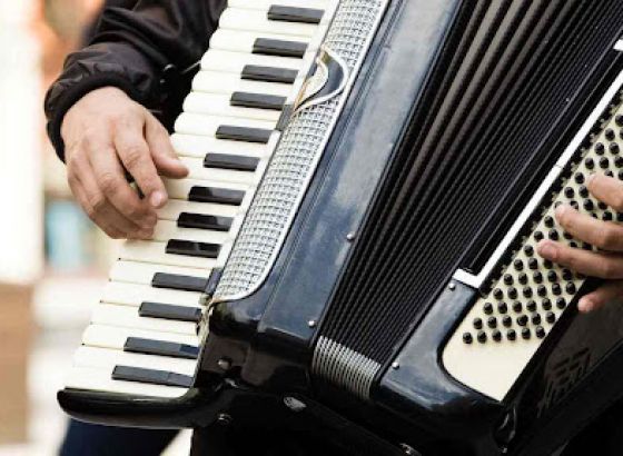 Pjevanje je postalo ozbiljan biznis u Srbiji: Prvo istraživanje o prometu muzičke industrije