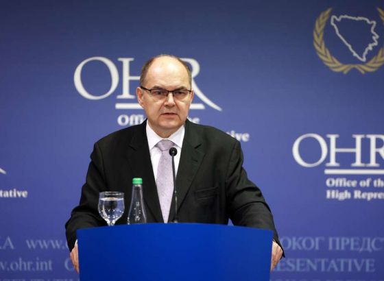 Schmidt: Ključ svega je da mladi ljudi požele ostati u Bosni i Hercegovini