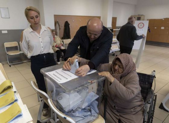 Turci na lokalnim izborima širom zemlje zadali najteži udarac Erdoganu i njegovoj AKP stranci