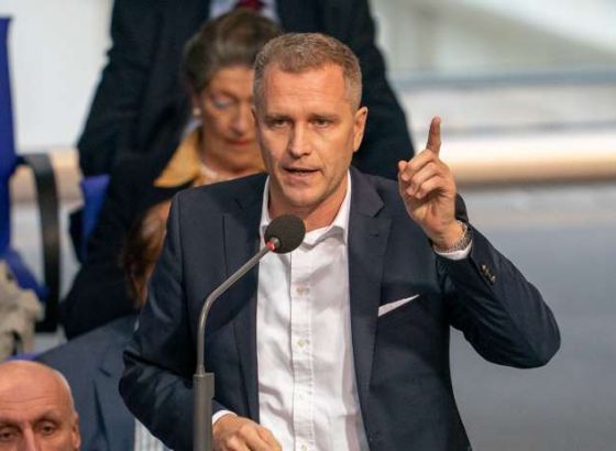 Poslanik krajnje desnog AfD-a osumnjičen da je dobio novac od proruskog portala vijesti