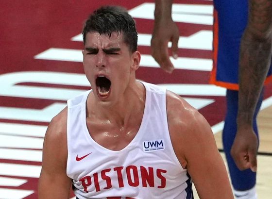 Luka Garza odigrao partiju sezone, Nurkić prvi skakač Phoenixa
