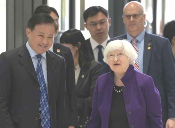 Yellen: SAD 'neće prihvatiti' poplavu jeftine kineske robe