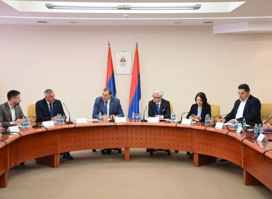 Lideri vladajuće koalicije u RS najavili donošenje izbornog zakona RS i miting u četvrtak