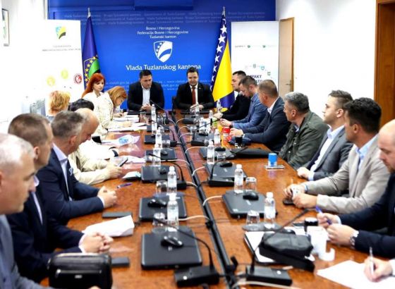 Podrška poslovnim idejama mladih na području Tuzlanskog kantona