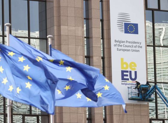 EU službeno uvjetuje integraciju Srbije normalizacijom odnosa s Kosovom