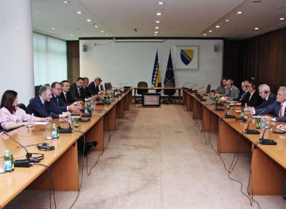 Stranke Trojke i ambasadori PIC-a:Uz međunarodni angažman postoji šansa za izlazak iz trenutne krize