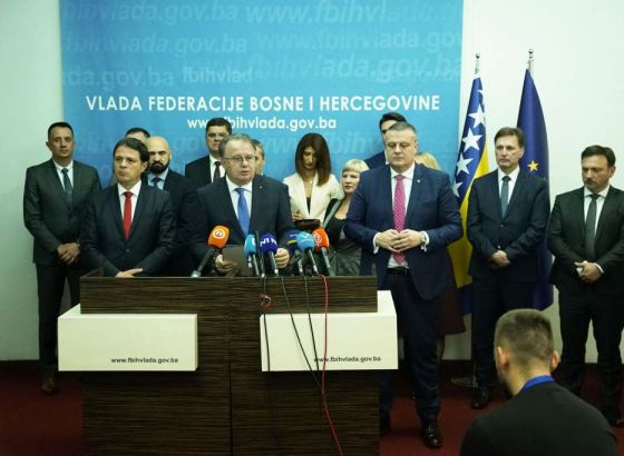 Vlada FBiH - Atmosfera jedinstva najveći uspjeh u protekloj godini (VIDEO)