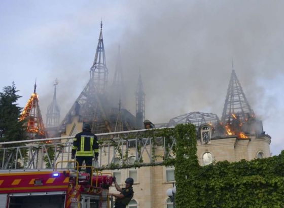 Četiri osobe poginule i 32 ranjene u ruskom raketnom napadu na Odesu