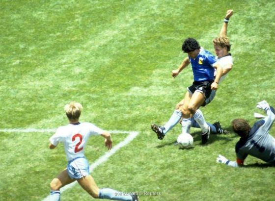 Maradonina Zlatna lopta sa SP 1986. godine na aukciji u junu