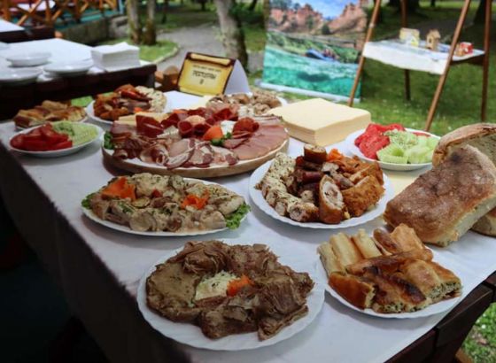 Gastrofestom ozvaničen početak turističke sezone u Foči, prirodni biseri i obilje ukusa za pun ugođaj