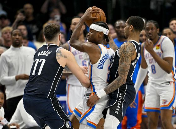 Boston na korak od finala Istoka, Oklahoma izjednačila protiv Dalasa