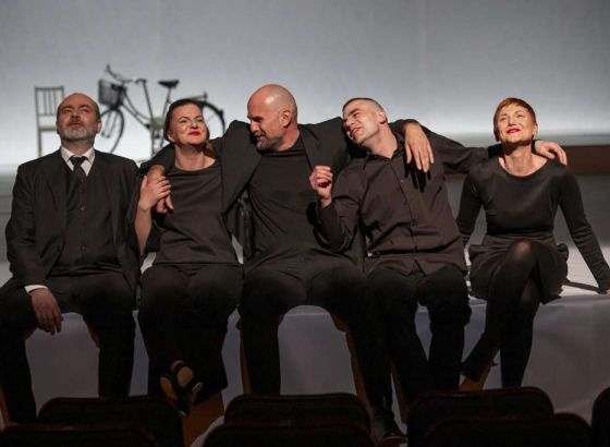 Predstava 'Jedan je Muhammad Ali' reditelja Dine Mustafića otvara teatarski festival u Prištini