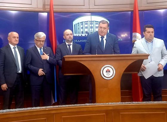Lideri vladajuće koalicije u RS-u odlučili da izađu na izbore po pravilima CIK-a