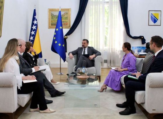 Konaković s predstavnicom OSCE-a za slobodu medija Teresom Ribeirom govorio o evropskim standardima