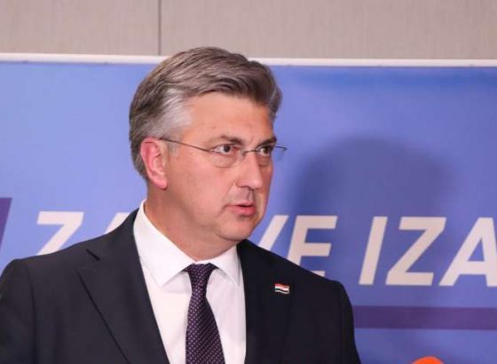 Plenković: Jednak vizni režim BiH i Srbije s EU-om smanjio bi pritisak migranata na RH