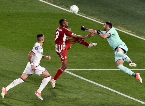 El Kaabi ispisao historiju i donio Olympiacosu trofej Konferencijske lige