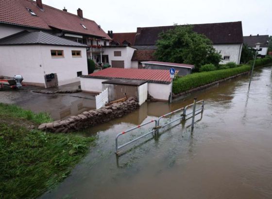 Poplave prekinule proizvodnju u južnoj Njemačkoj