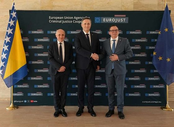 Bećirović naglasio važnost prekogranične pravosudne saradnje prilikom posjete Eurojustu