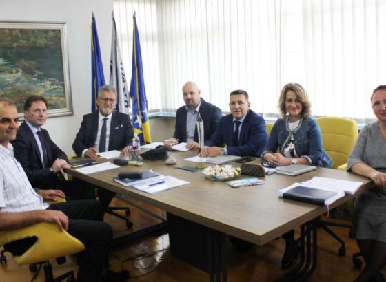 Hrnjić u Razvojnoj banci FBiH - Podrške poljoprivrednim proizvođačima i kroz nove kreditne linije