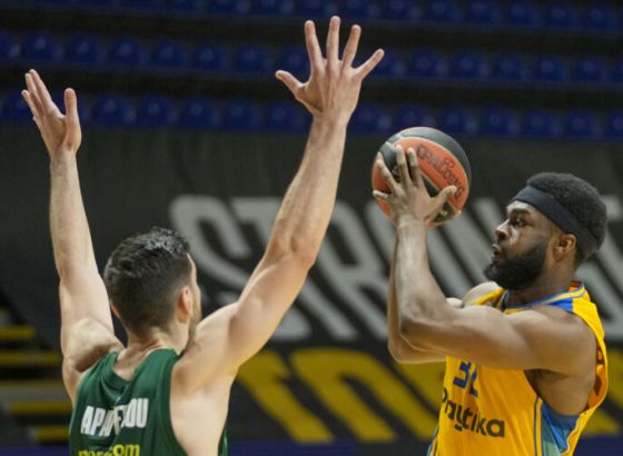 Josh Nebo potencijalni Dončićev saigrač