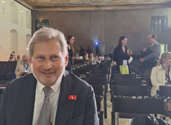 Hahn: Evropa će ili izvoziti stabilnost ili će uvoziti nestabilnost