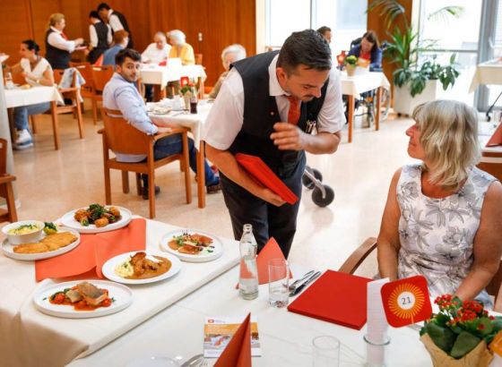U Beču otvoren prvi restoran prilagođen osobama s demencijom