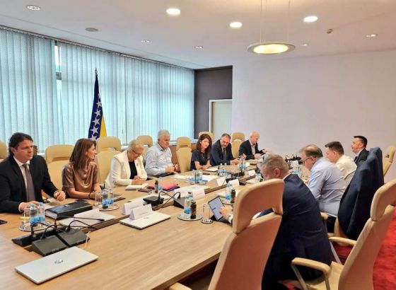 Delegacije HDZBiH i SDPBiH predvođene Čovićem i Nikšićem održale 'važan sastanak'