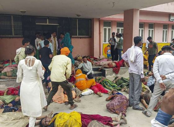 Najmanje 87 ljudi poginulo u stampedu na hinduističkom vjerskom skupu u Indiji
