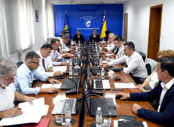 Vlada TK - Smanjen obim letova iskoristiti za infrastrukturne projekte i strateško planiranje