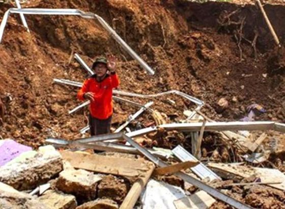 Potraga za 45 nestalih nakon klizišta u Indoneziji