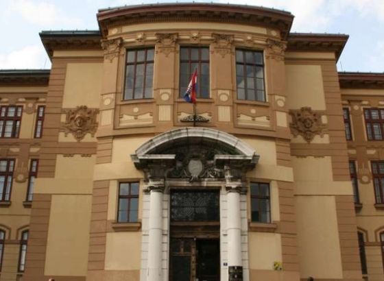 Osuđen na 25 godina zatvora zbog zlostavljanje supruge i djece