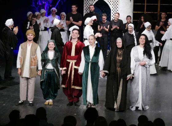 Šesti dan 52. Teatarskog festivala BiH FEDRA - ljubav prema teatru odisala scenom