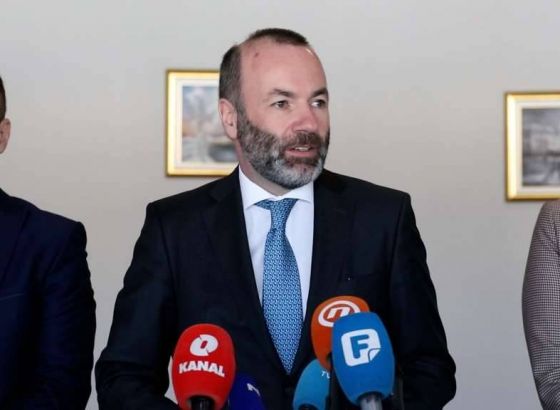 EPP zabrinuta mađarskom odlukom da ublaži vizna ograničenja za ruske i bjeloruske građane