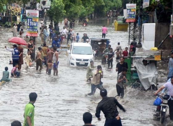 Obilna kiša i poplave u Pakistanu odnijele najmanje 30 života