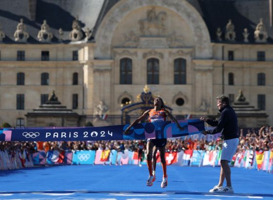 Samo je Sifan Hasan dovoljno luda da pretrči 62 km tokom Igara i osvoji zlato u maratonu