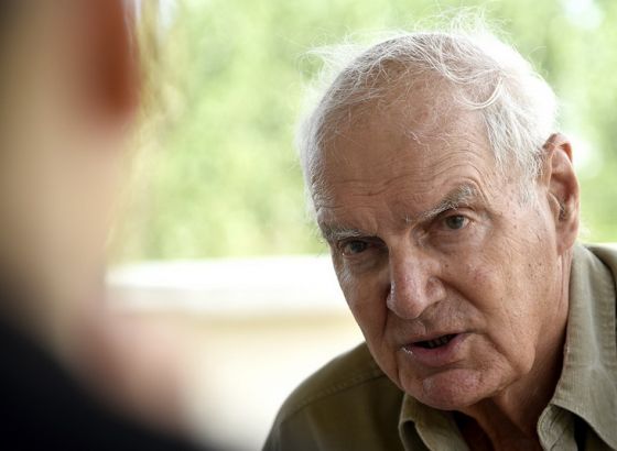 Preminuo Siniša Pavić, autor legendarnih serija
