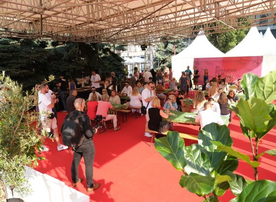 SFF: Grand kafa organizovala druženje sa mladim talentima i medijima