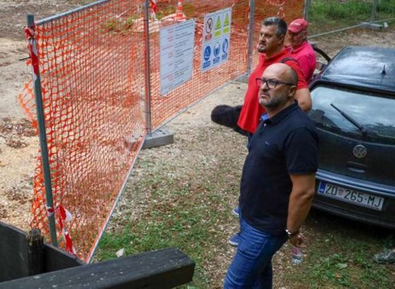 Hušić sa protestnog koncerta na izvoru Une poručio da će učiniti sve da zaustavi ekocid